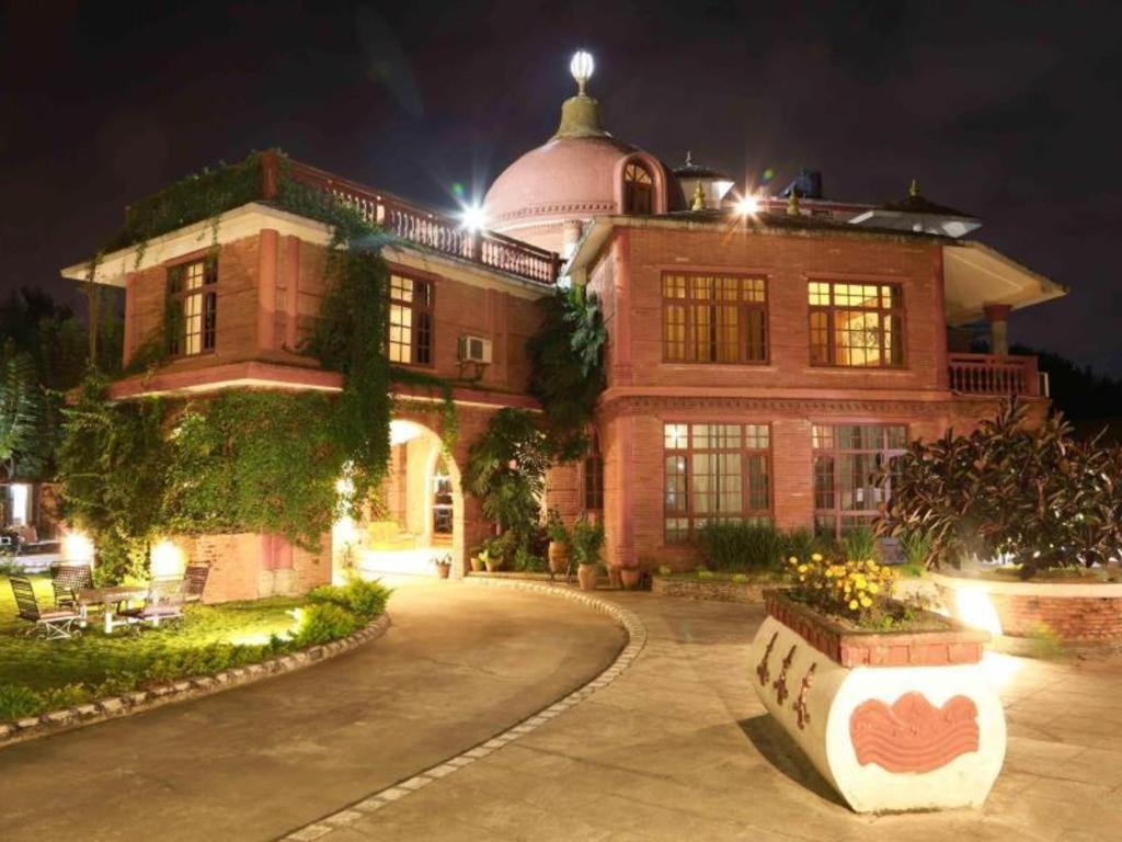 Grand Norling Hotel'S Resort Katmandu Zewnętrze zdjęcie