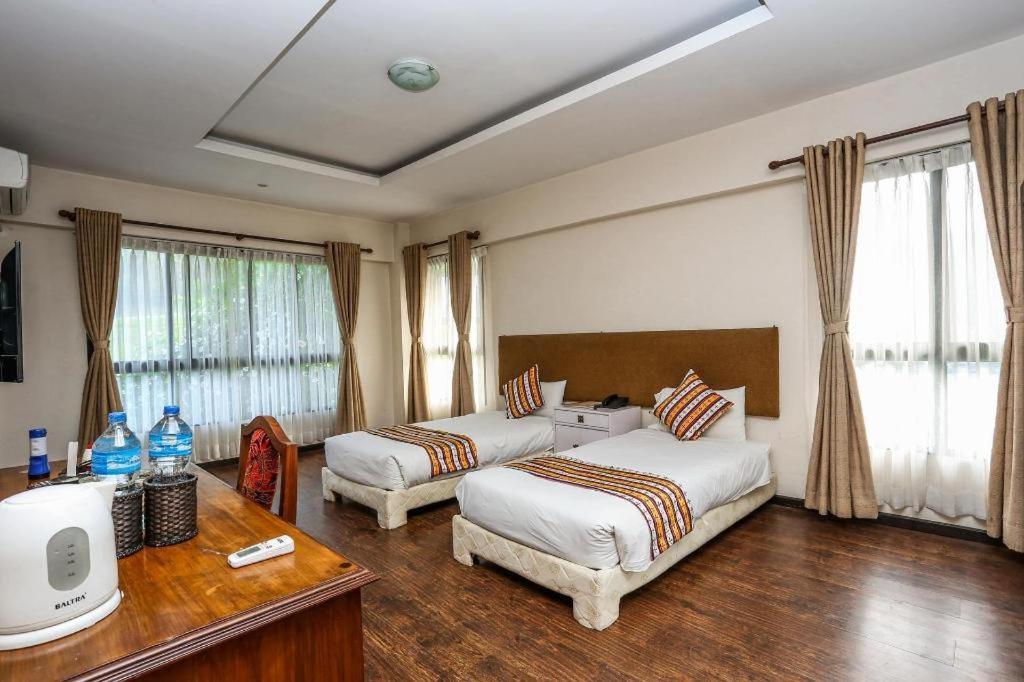 Grand Norling Hotel'S Resort Katmandu Zewnętrze zdjęcie