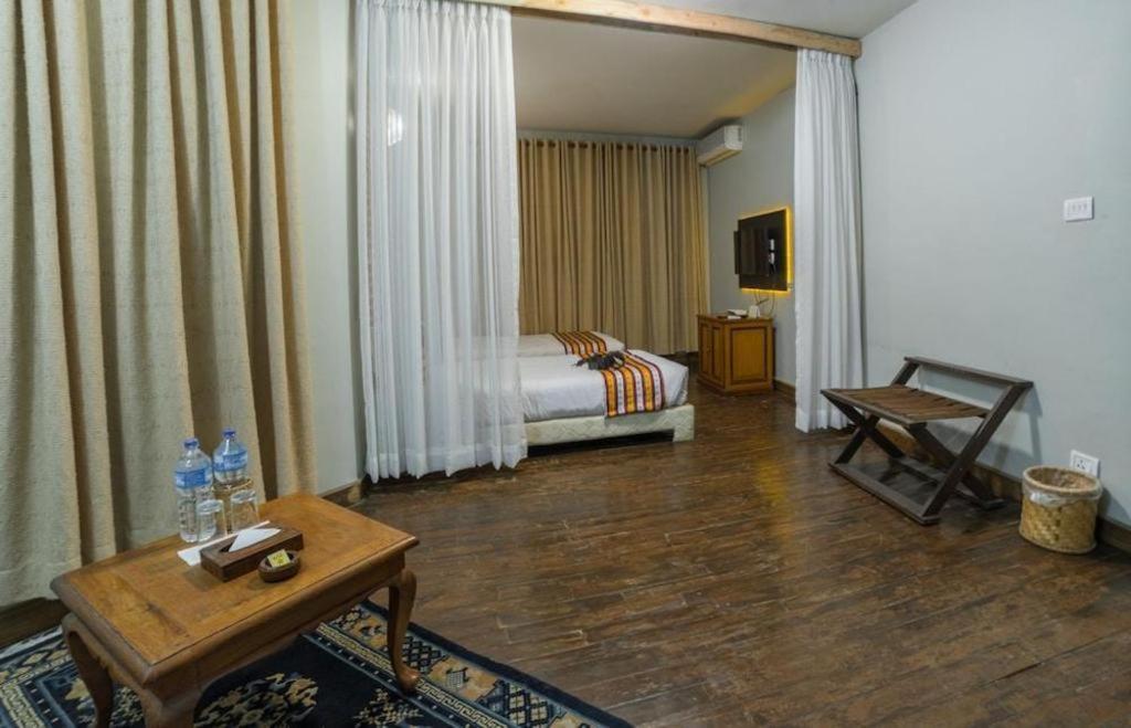 Grand Norling Hotel'S Resort Katmandu Zewnętrze zdjęcie