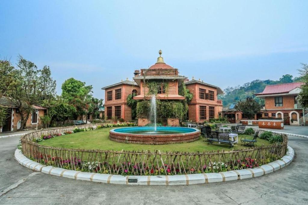 Grand Norling Hotel'S Resort Katmandu Zewnętrze zdjęcie
